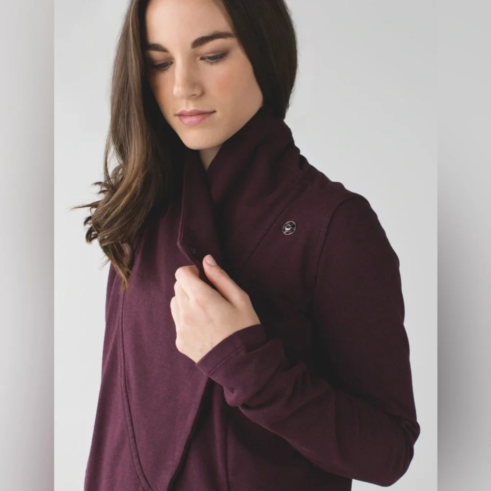 Lululemon That's A Wrap
Heathered Bordeaux Drama​​​ - Picture 7 of 13